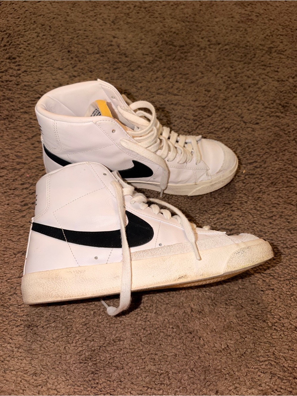 Nike Blazer Mid ’77 White Black Sneakers Size 8 Women